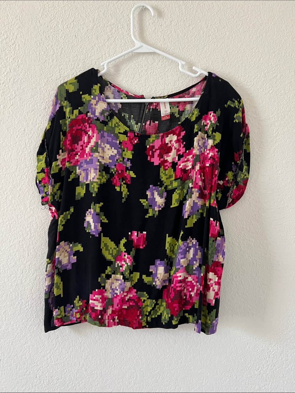 Women’s Floral Scoop Neck Top - Black with Pink & Purple Blooms